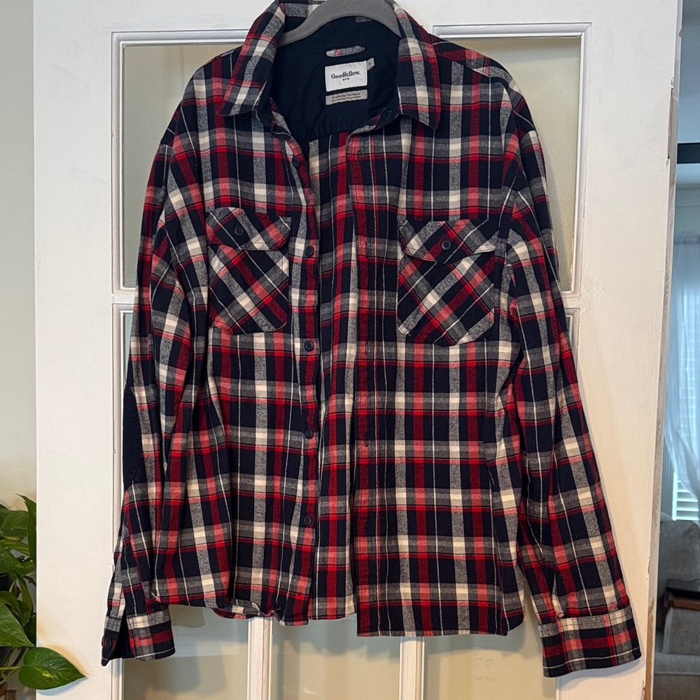 Goodfellow & Co Red and Black Plaid Casual Button Down Shirt